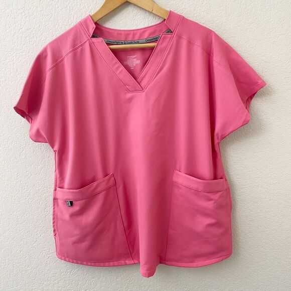 Ultimate Miks Tops - ClimateRight by Cuddl Duds Size Medium Pink Scrub Top